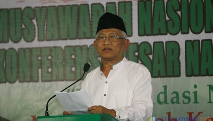 Profil Lengkap Gus Mus: Kiai, Penyair, dan Budayawan