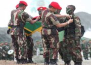 10 Potret Latihan Kopassus RI Mirip di Neraka tapi Bikin Salut