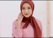 Memadukan Baju Warna Salem dan Jilbab: Rahasia Penampilan Menawan Anda